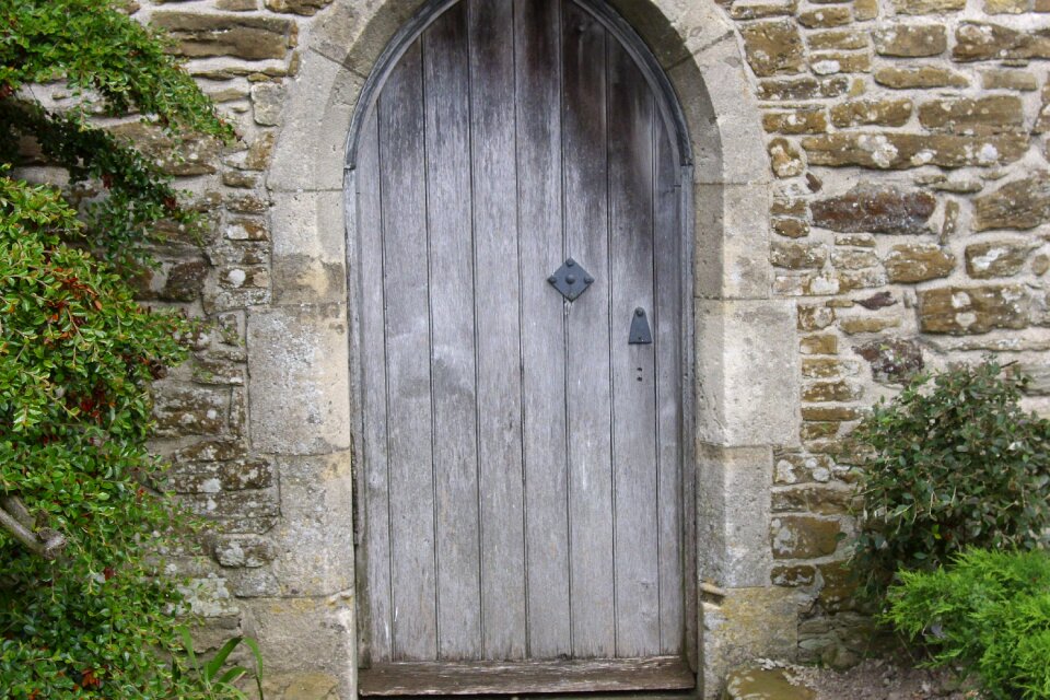 Exterior doorway stone