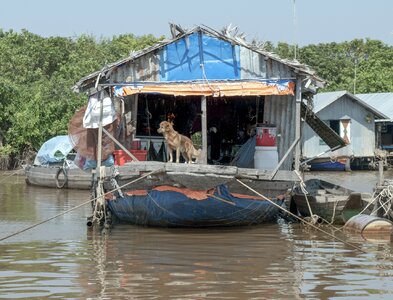 Poverty cambodia tonle sap lake