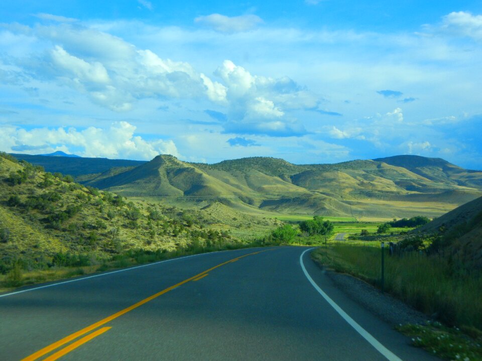 Travel road