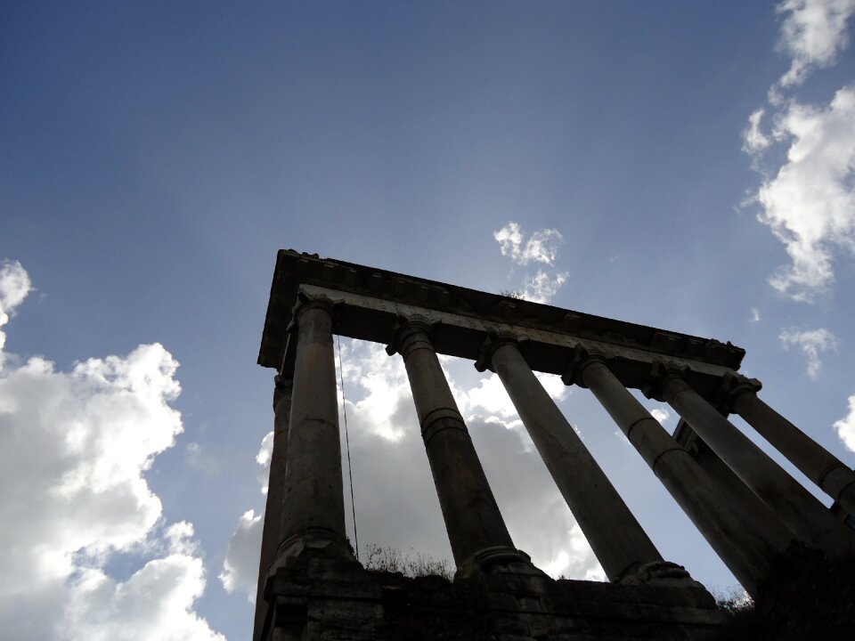 Ruin roman architecture