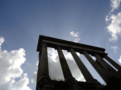Ruin roman architecture