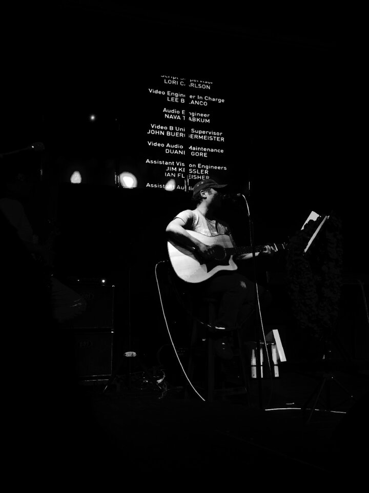 Nightclubs bar singer singer