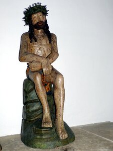 Carve sculpture christ