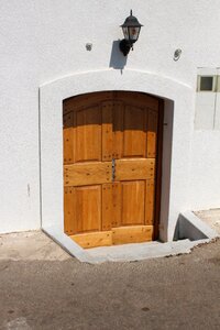 Old door input range house entrance photo