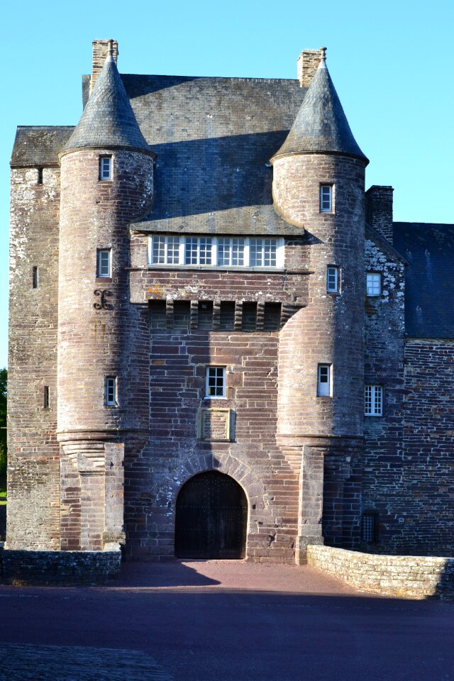 France castle tours