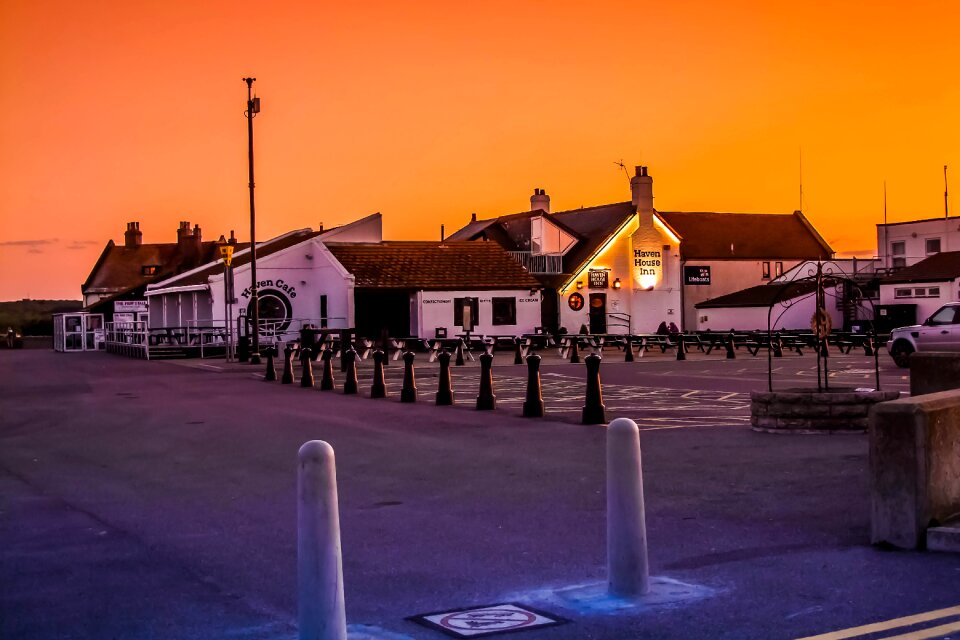 Christchurch sunset port