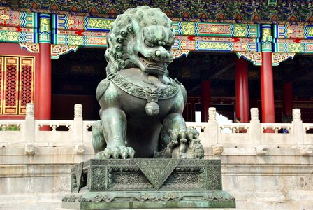 Beijing statue lion