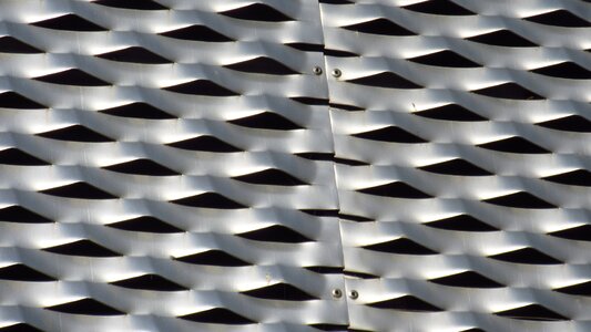 Shiny gloss steel grid