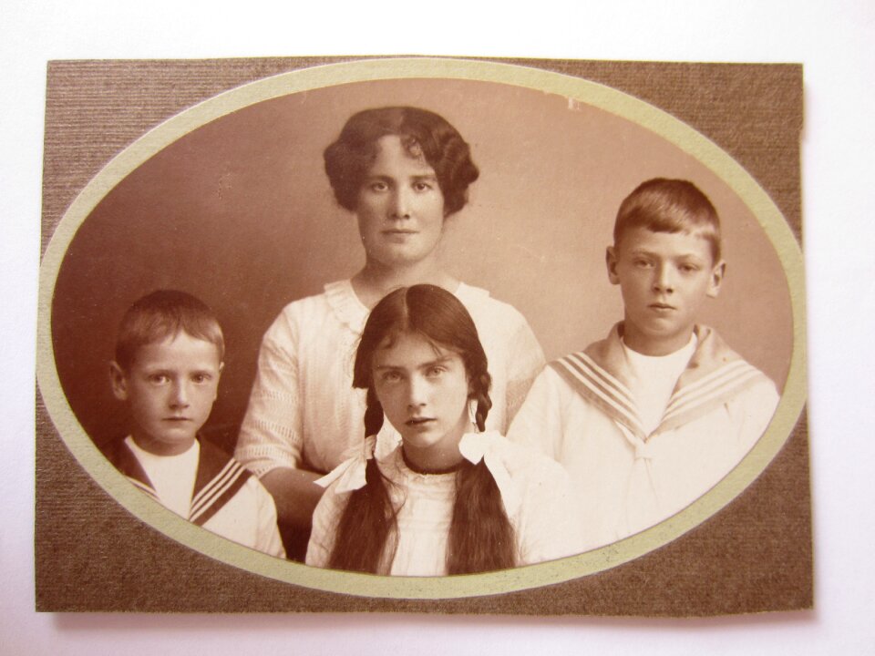 Historic old people