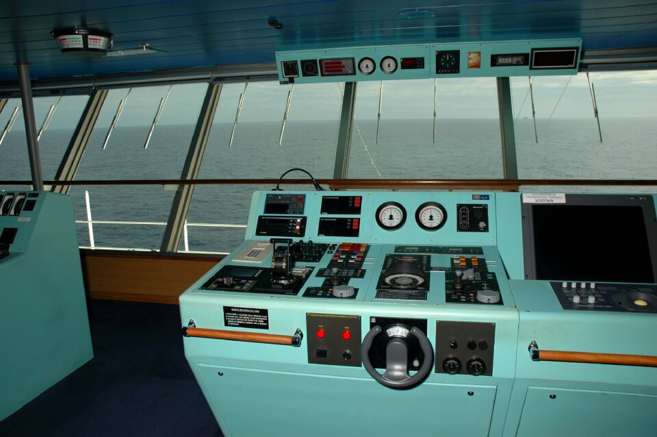 Marine ocean navigation