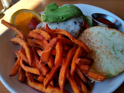 Tomato red onion ketchup
