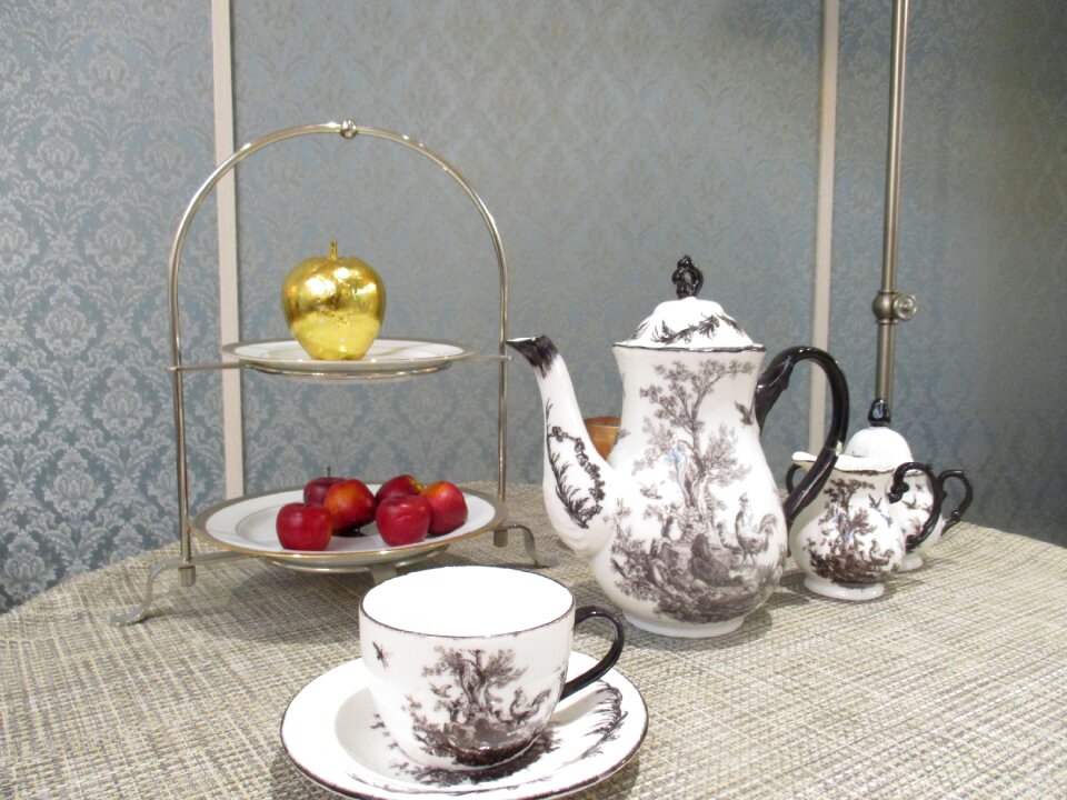 Snack tea time teapot