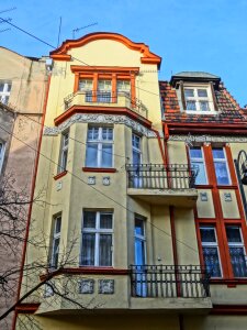 Bay architecture house