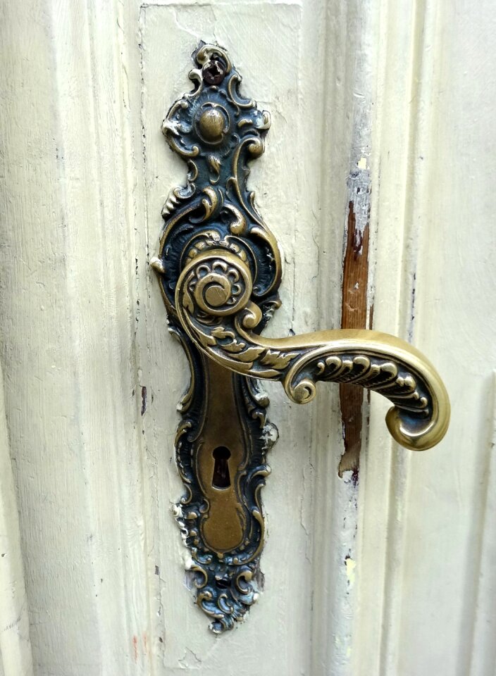 Entrance open metal