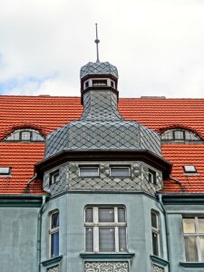 Building facade architecture