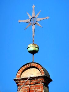 Building historic religious
