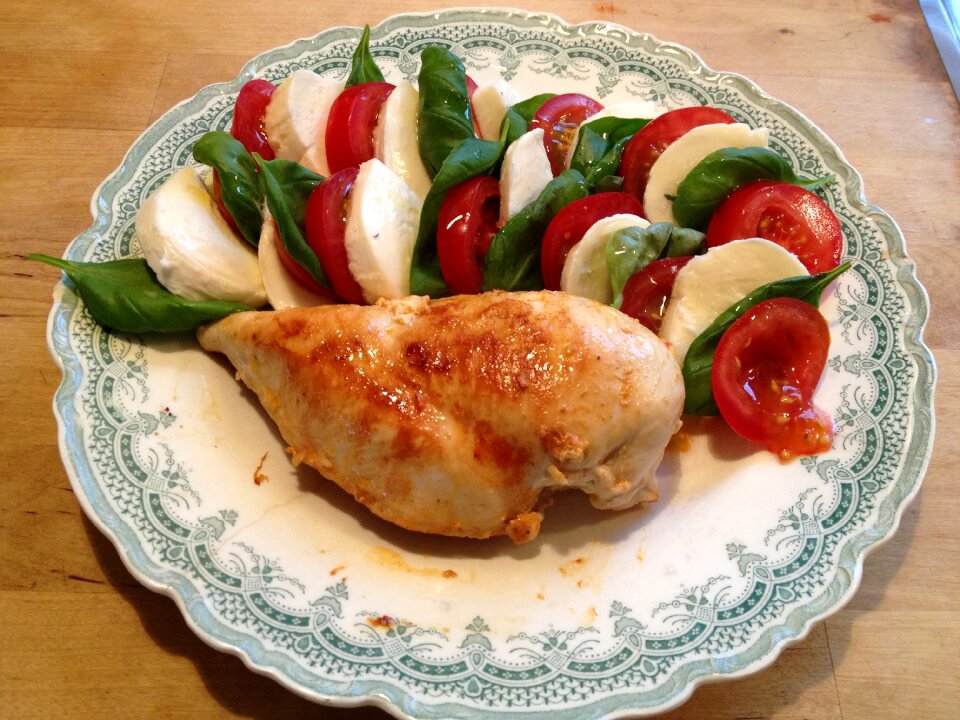 Summer basilique tomato