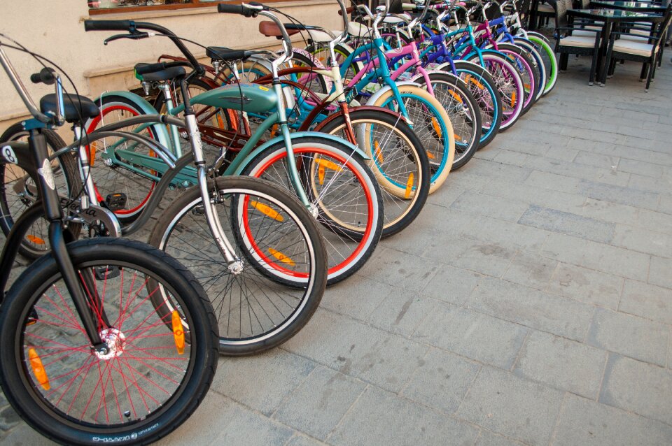 Bicycle rainbow coloring