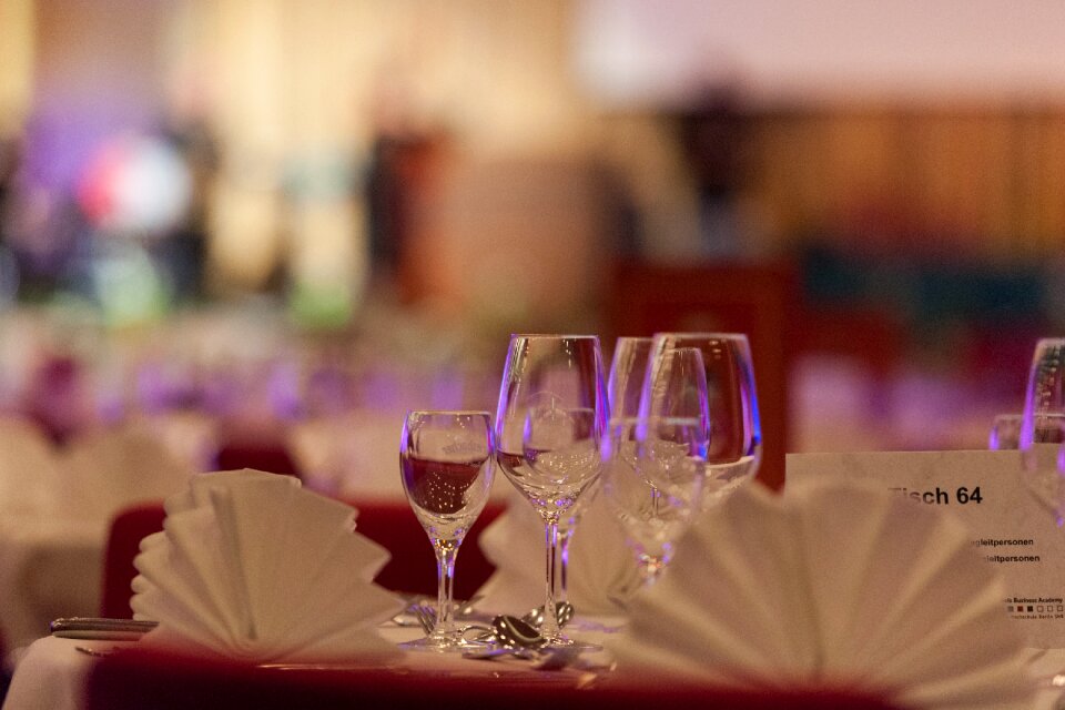 Gedeckter table eat dinner