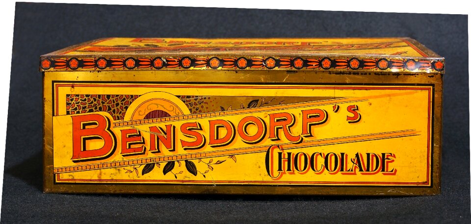 Tin package old