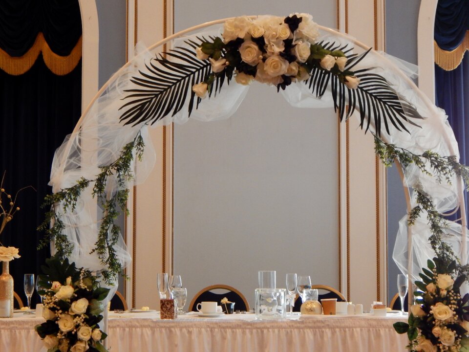 Romantic romance table