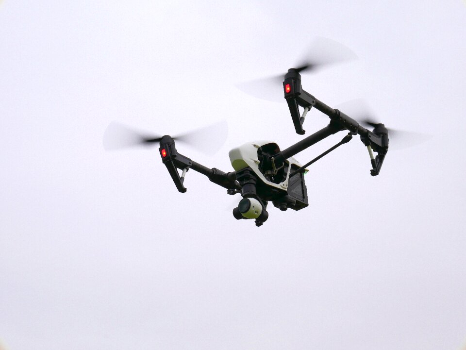 Remote fly unmanned