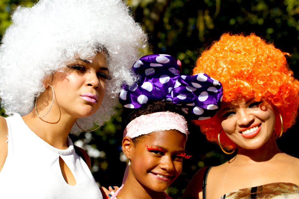 Street parade wigs eyelash extensions
