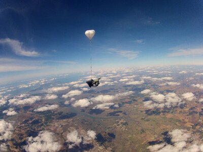 Double paratroopers sky