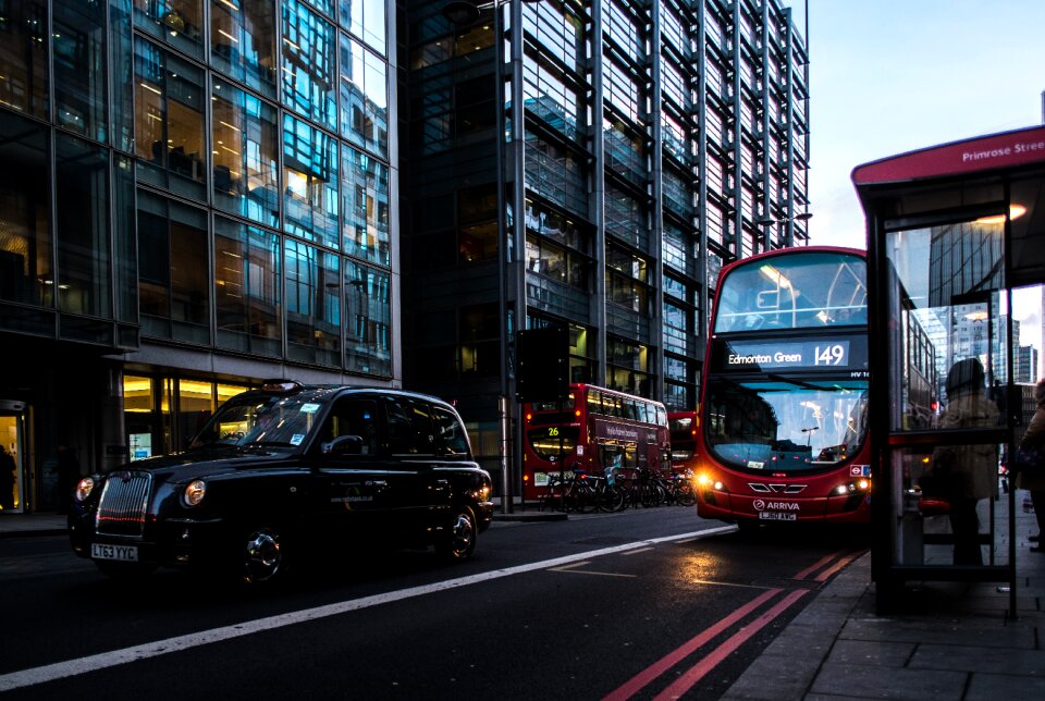 London buses night view