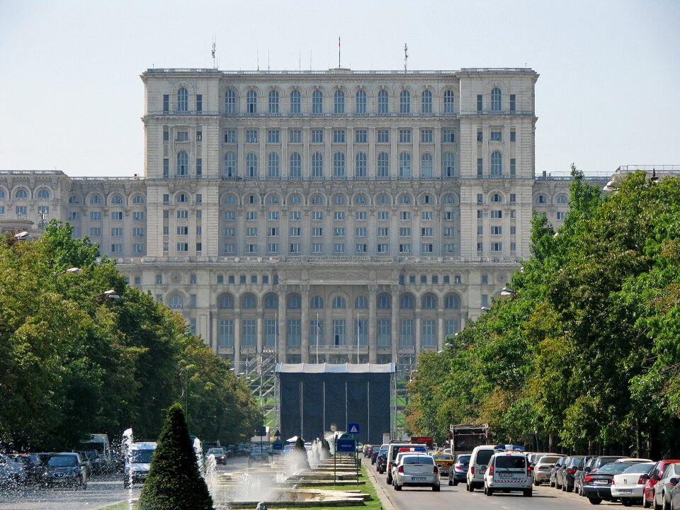 World record construction big building huge