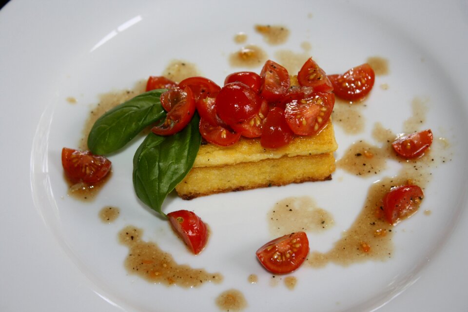 Appetizer italian basil