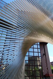 Art architecture mirroring