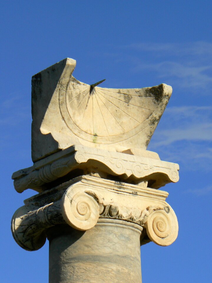 Ruins rome column