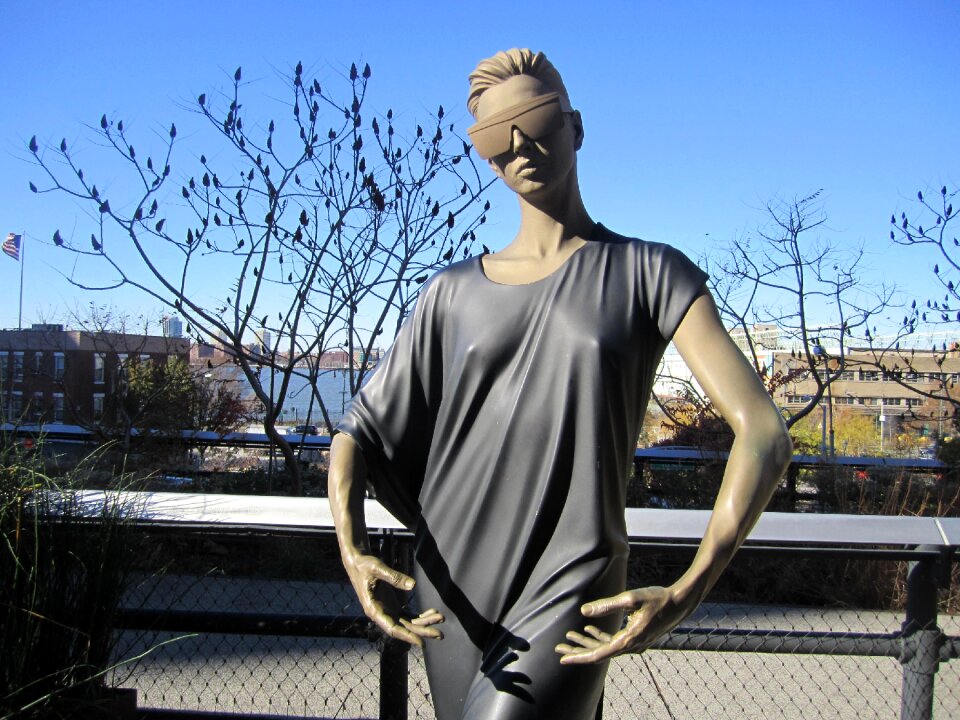 New york statue park lane