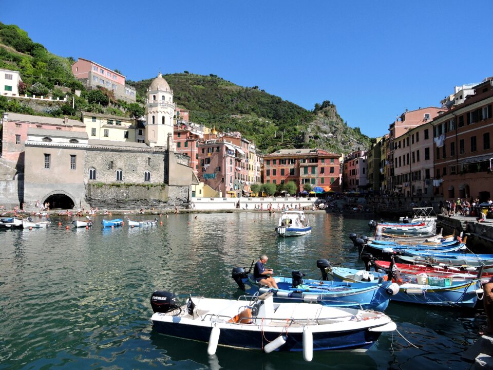 Vernazza sea water photo