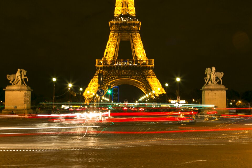 Paris effie hilton iron tower night view