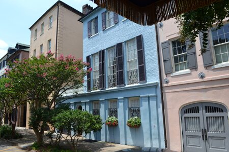 Travel mansions landmark