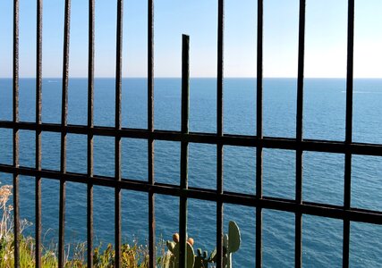 Water gate prison