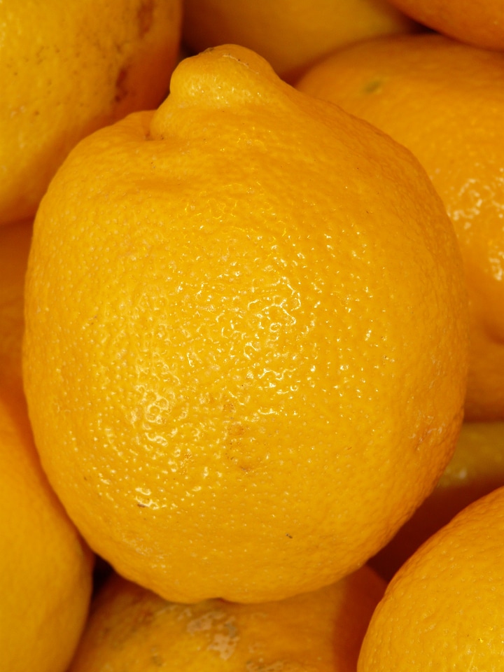 Yellow fruit fruits