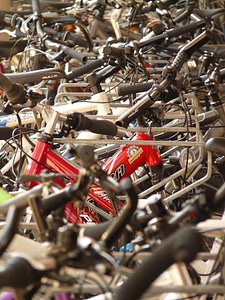 Traffic mountain bike bike