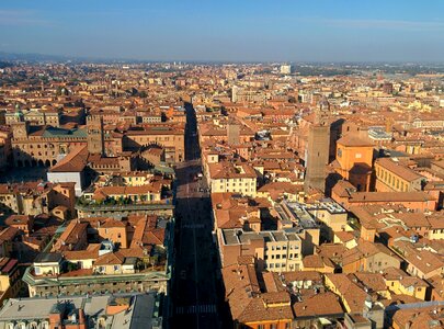 Asinelli via francesco rizzoli torre