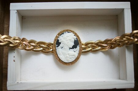 Retro jewellery victoria london