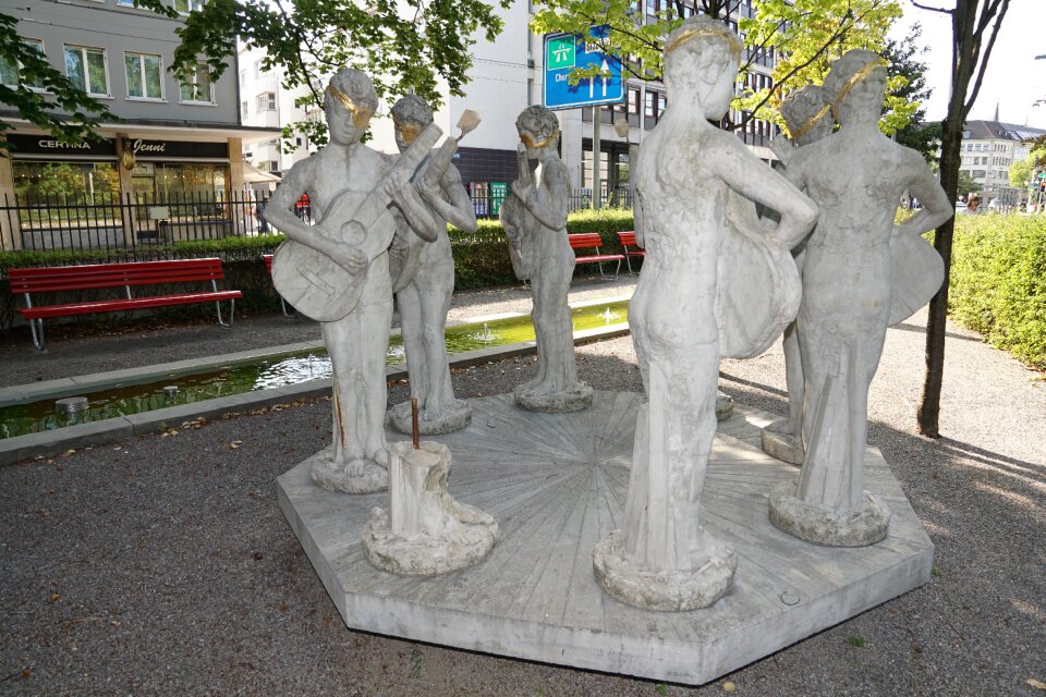 Zurich old people's home play