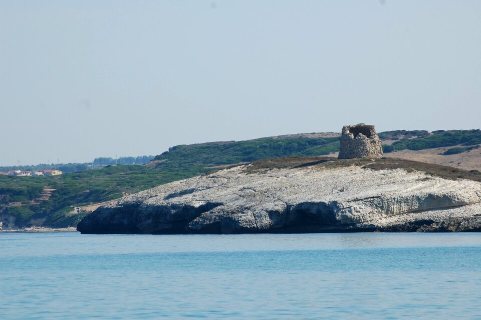 Torre del pozzo sea scoglio