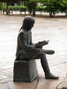 Sitting bonaparte bronze photo