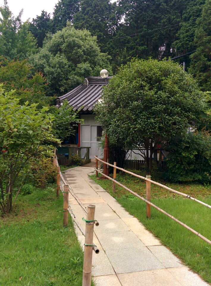 Tongyeong korean temple garden