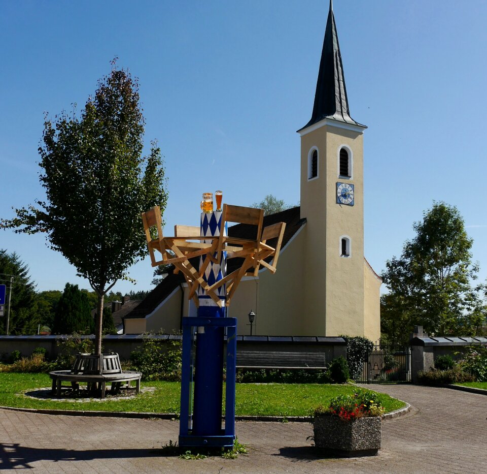 Oktoberfest maypole celebrate