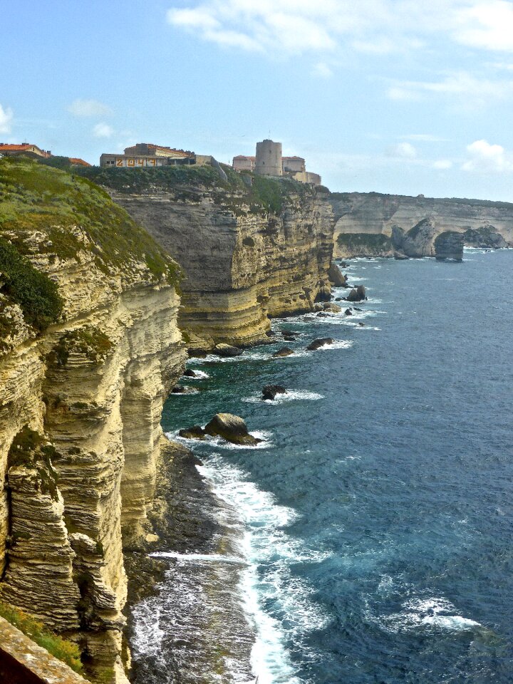 Bonifacio scenery oceanfront