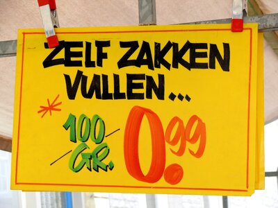 Relamebord yellow market stall