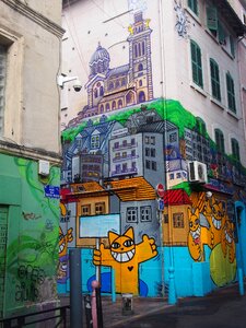 Of street street art building photo